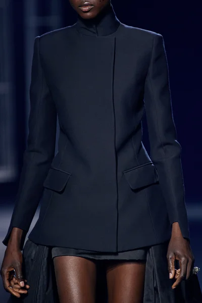 Look 7